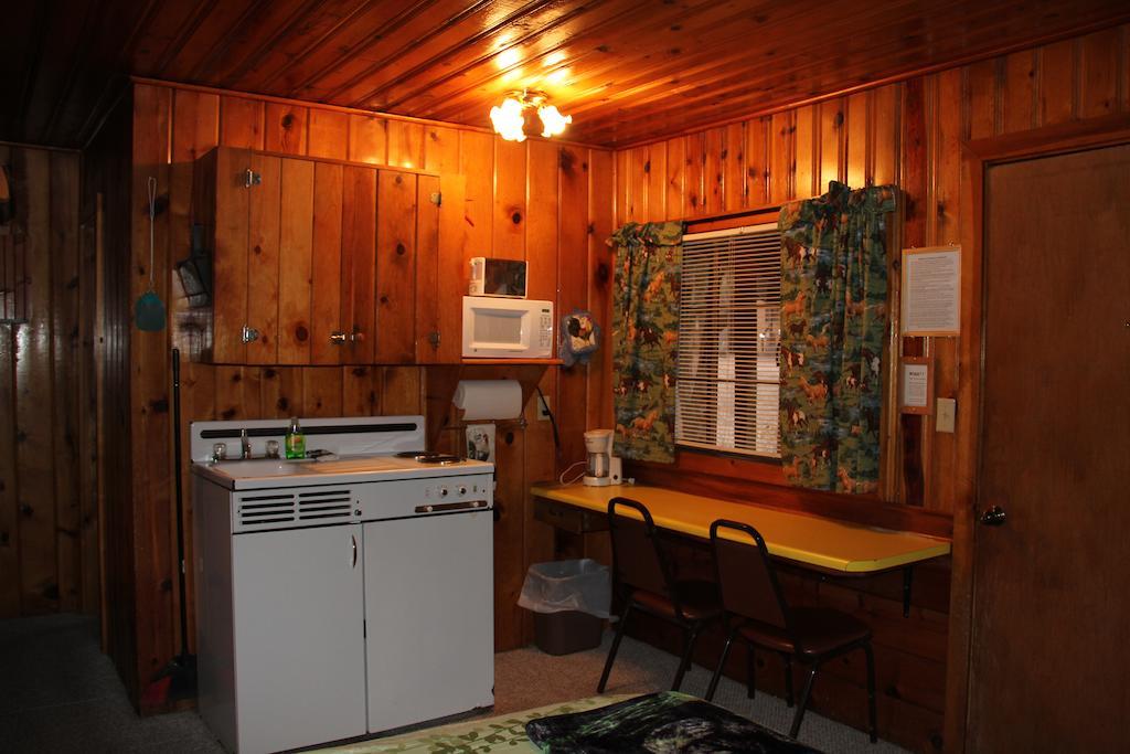 Hidden Rest Cabins Vila Pinetop-Lakeside Quarto foto